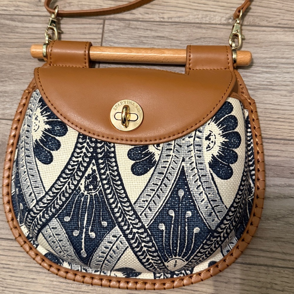 SPARTINA 449 Catalina Ashley River Crossbody - Picture 2 of 10